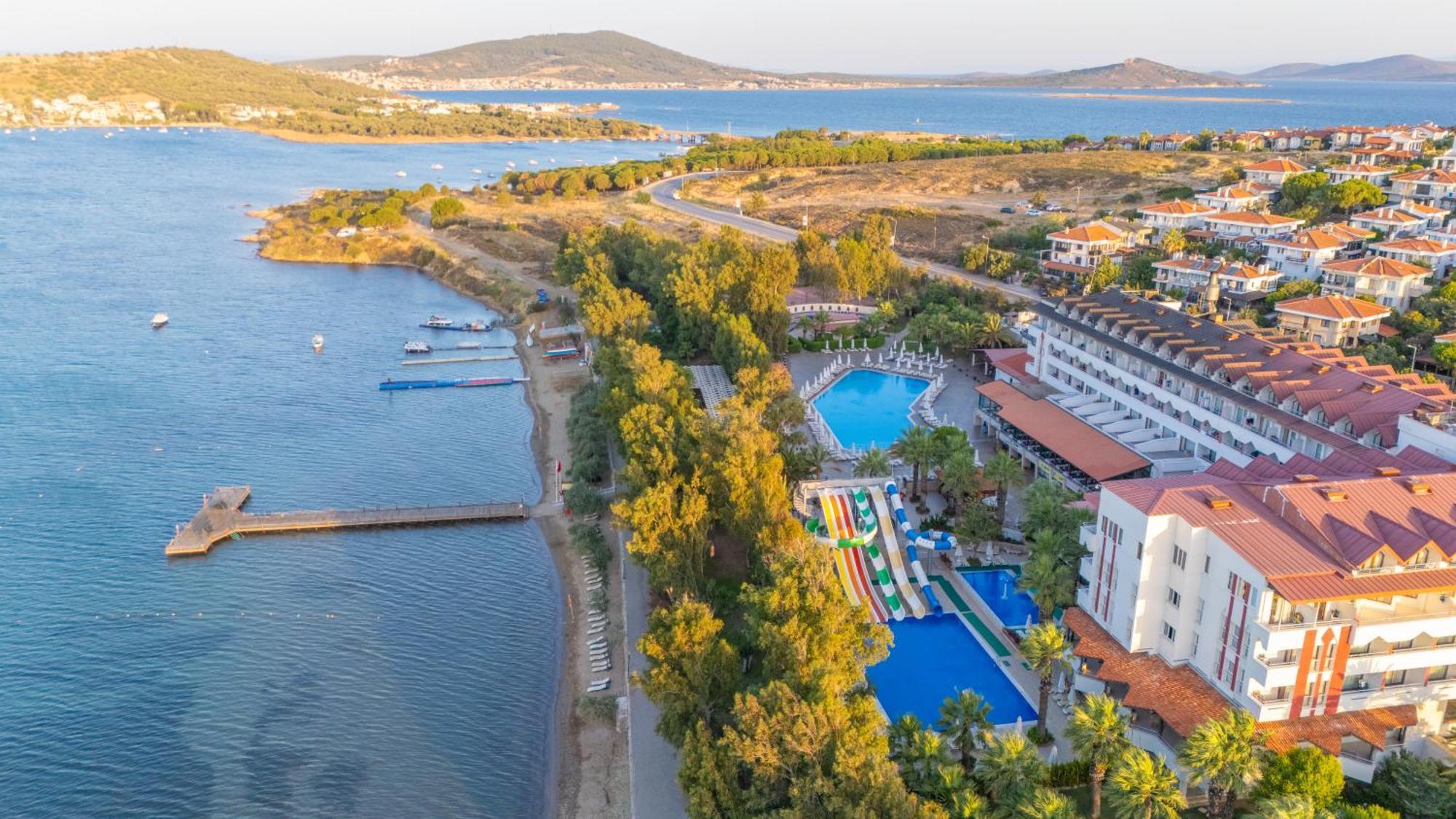 Halic Park Hotel Айвалык Экстерьер фото